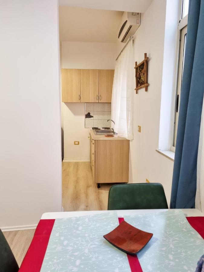 Cozy Apartment In City Center Тирана Екстериор снимка