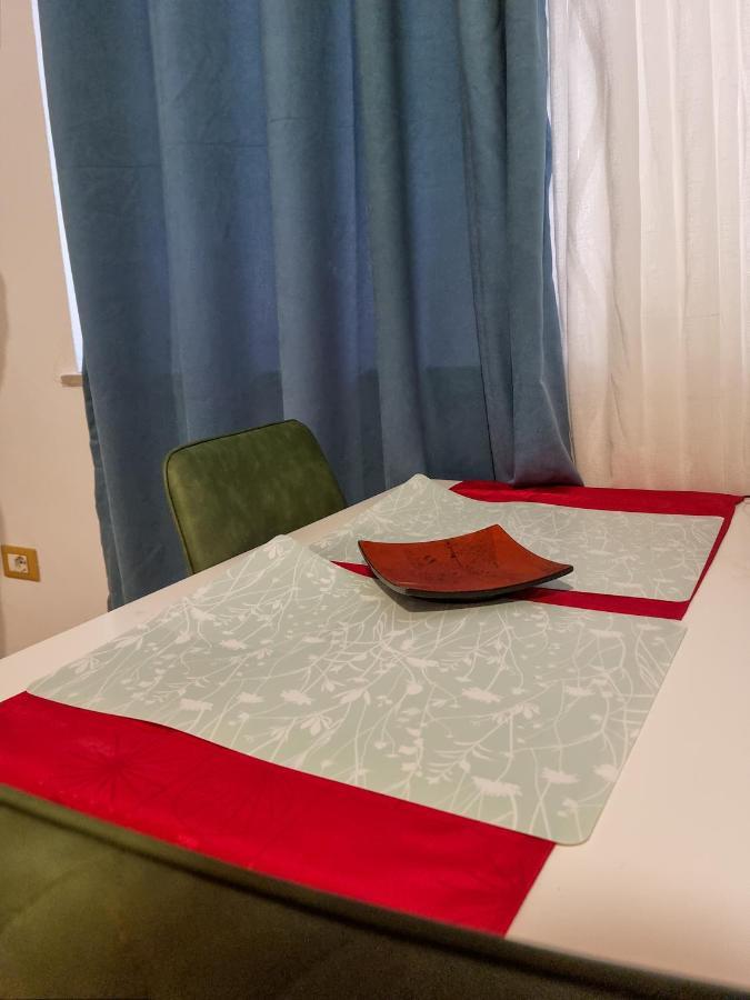 Cozy Apartment In City Center Тирана Екстериор снимка